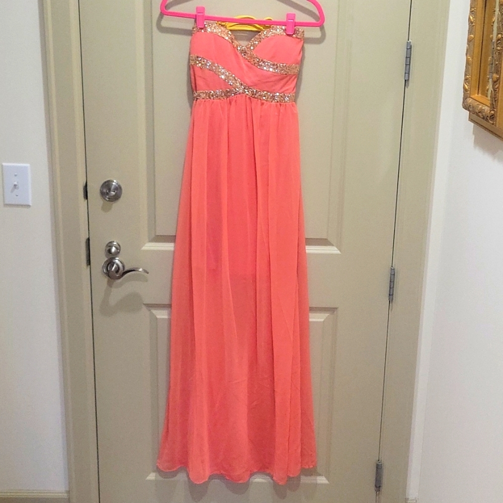 NWT Red Clover Dress